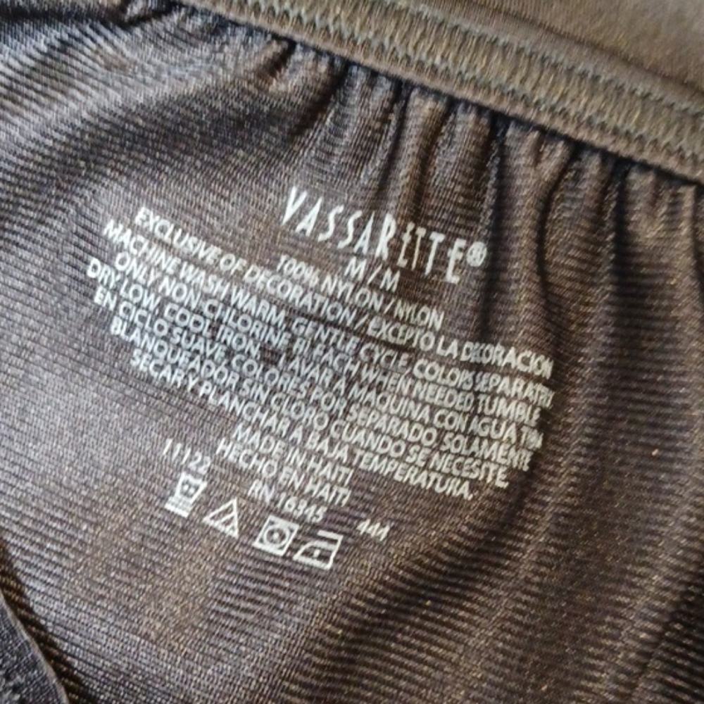 Vassarette Black 1/2slip Petticoat w/slit - Picture 4 of 4